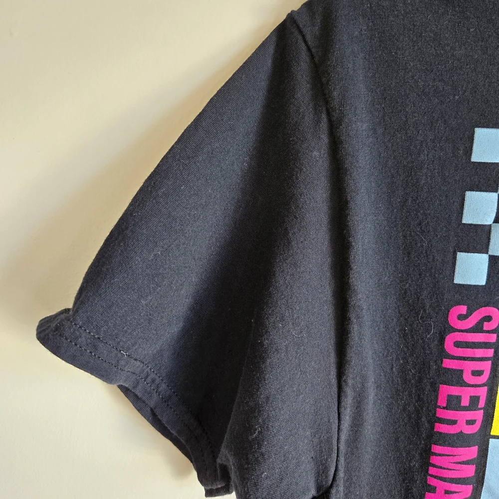 Super Mario Black Graphic Tee for Men - Picture 5 of 5
